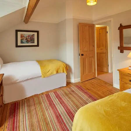 Holiday home Host & - Hampdon *